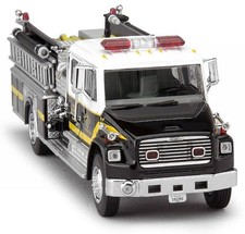 Code 3 Jack Daniels Freightliner Pumper #12114 W latta + manicotto vendita al dettaglio 1/64 (JF2)