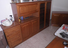 Soggiorno moderno rovere , tavolo a libro 4 sedie ( Lung. 315, H.142/80 ).