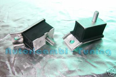 Coppia supporti motore lato - motore,
