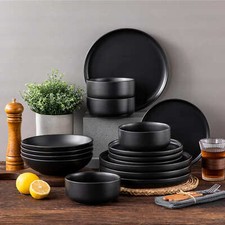 Set piatti nero opaco 4 o 6