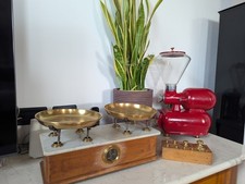 Antica Bilancia a 2 Piatti Manuale in Legno e Marmo Vintage Completa di Pesi