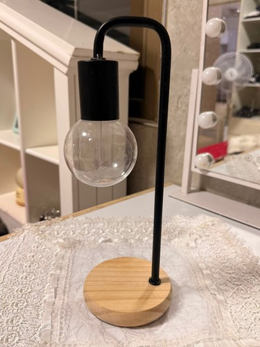 Lampada tavolo con - da,
