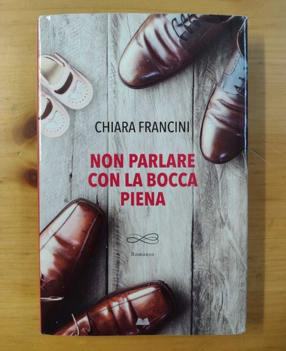 Non parlare con - la, bocca