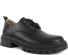 Scarpe eleganti nere chiuse