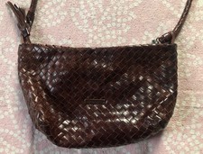 Borsa Francesco Biasia marrone scuro pelle intrecciata piccola tracolla zip tasche interne