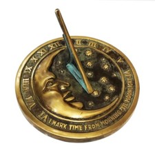 Meridiana luna e stelle in