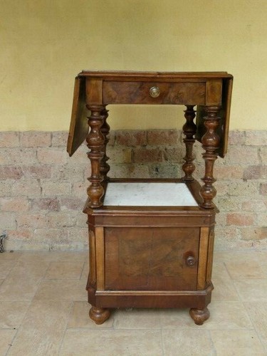 Comodino mobiletto noce - in,