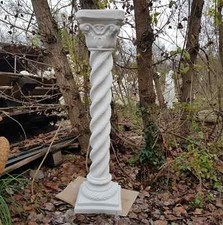 COLONNA CON CAPITELLO CORINZIO