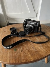 Mamiya 7 con obiettivo 80mm