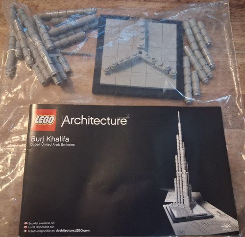 Lego burj khalifa - z-1,