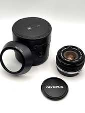 Olympus H.Zuiko 24mm f/2.8 - With Lens hood [ mint ]