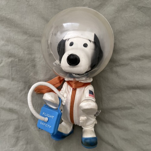 Vintage snoopy astronaut - snoopy,