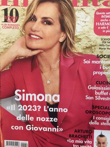 Intimità 2022 simona - intimità,