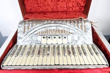 Fisarmonica Titano Special