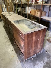 bancone da lavoro ideale per negozi Laboratori Con Vetrata Espositrice