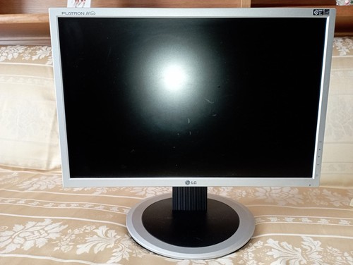 Monitor flatron - lg,