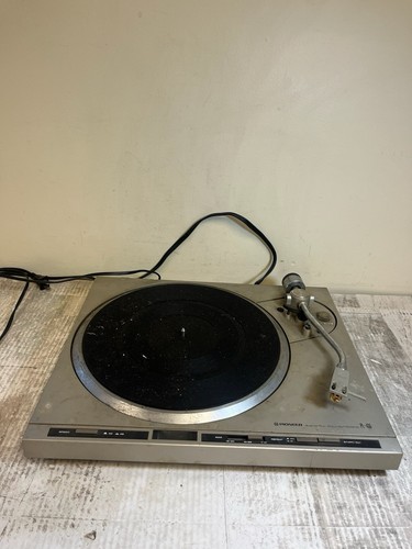 Pioneer 400 turntable - pioneer,