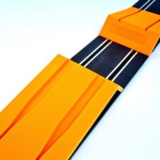 Carrera GO!!! / Digital 143 Trampolino da Salto Rampa Go Plus Espansione Ferroviaria