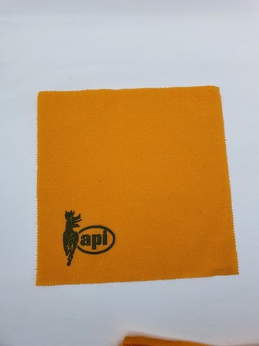 Api clean cloth duster