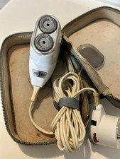 Rasoio elettrico portatile