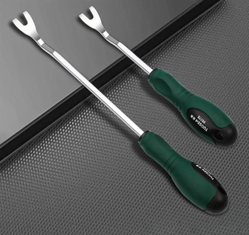 Auto door panel clip remover - clip,