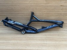 NUOVO YT Industries Tues CF