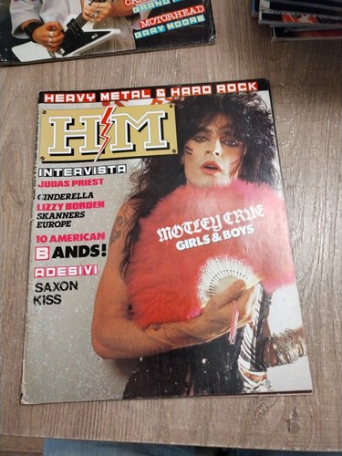 Rivista heavy metal - rivista, m