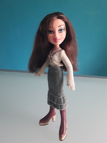 Bratz doll mga dana - bratz, doll",
