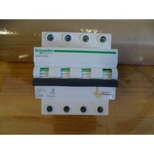 Schneider A9D55416 Interr Aut Differenziale iC60N 4P 16A 300mA C 6000A AC