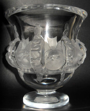 LALIQUE France Art Glass