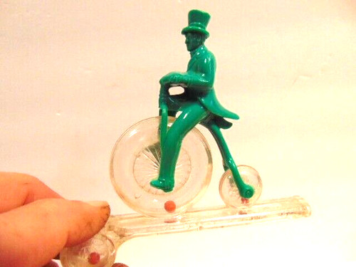 Vecchio fischietto verde - fischietto,