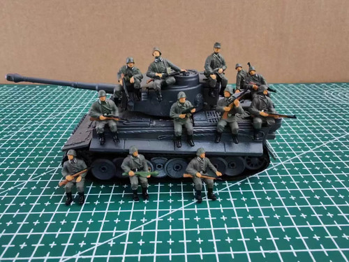 Soldatino seduto veicolo