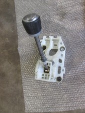 3350433050B1 LEVA POMELLO USURATO CAMBIO TOYOTA RAV 4 2.2 D 4X4 100KW 6M 5P (200