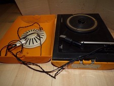 Tourne disque schneider 210 - se,
