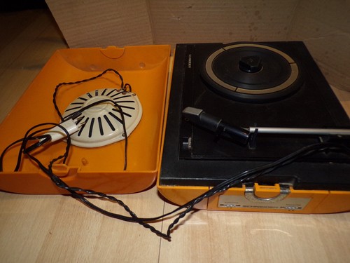 Tourne disque schneider 210 - schneider,