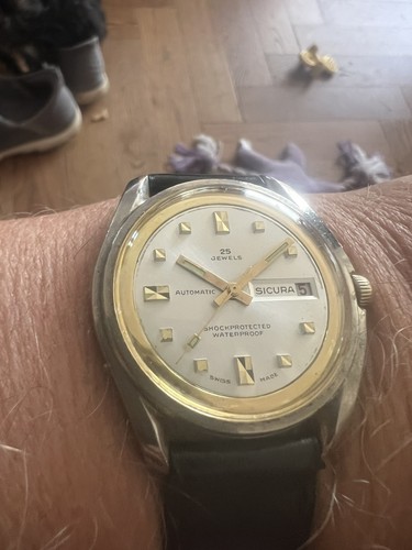 Orologio vintage sicura - orologio,