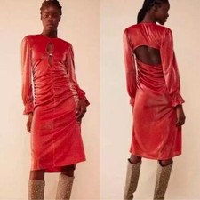 Abito medio nuovo senza