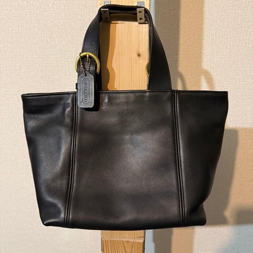 Old coach leather bag - old,