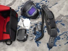 Casco per saldatura oscurante