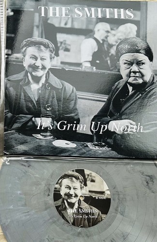 The smiths grim up north - smiths,