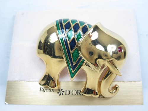 Spilla elefante placcata oro