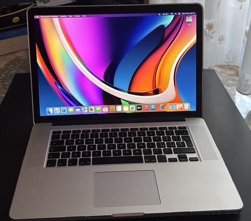 A1398 macbook pro 2015 - 15”,