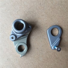 Gancio deragliatore gigante