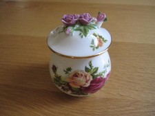 Royal Albert Old Country Roses