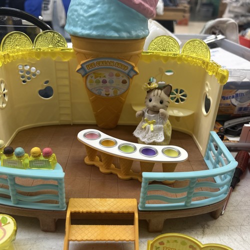Sylvanian families calico - sylvanian,