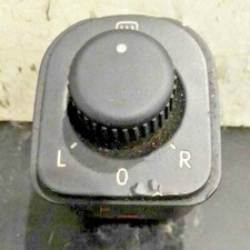 RICAMBI USATI, REGOLATORE