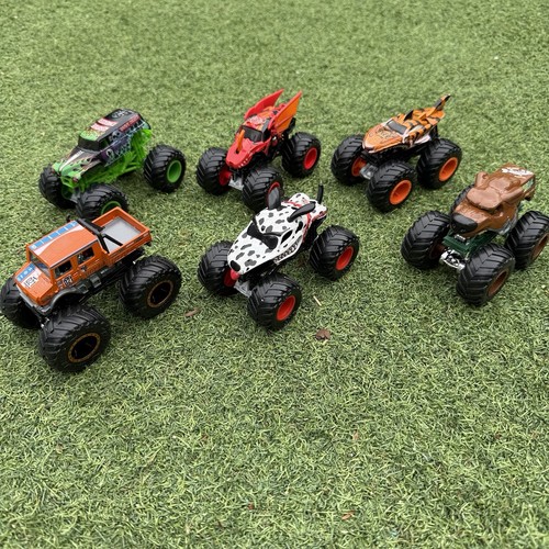 Hot wheels monster truck - hot,