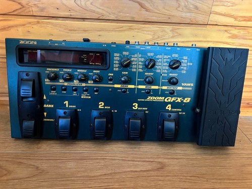 Zoom gfx guitar effects - guitar,