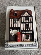 Hazle Ceramics - 'A Nation of