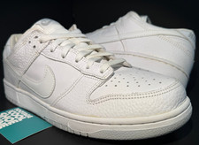 NIKE SB Dunk Low Pro Triple